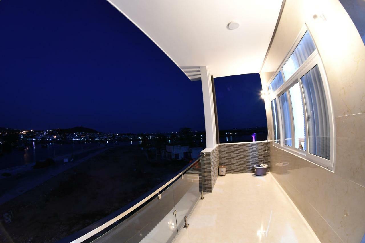 Nha Nghi Hung Hoa Hotel Phan Thiet Bagian luar foto